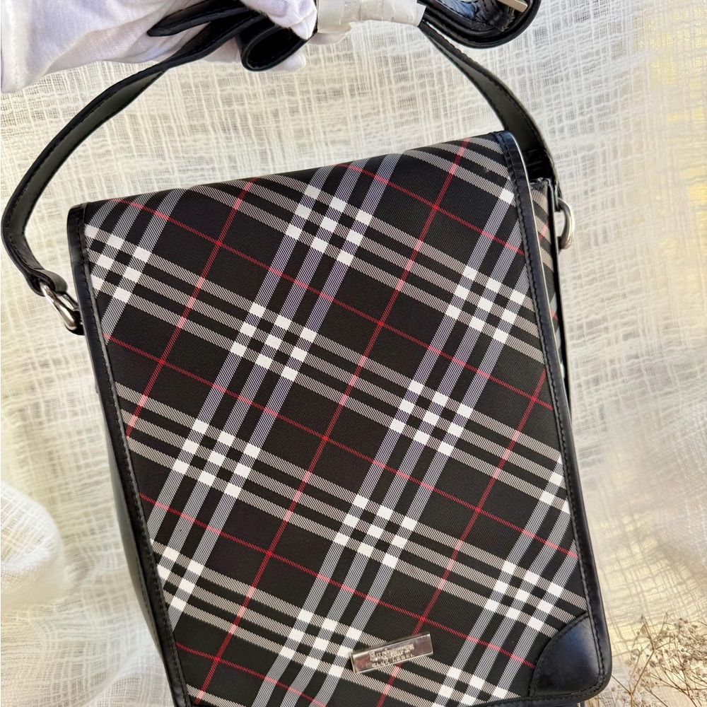 Authentic Burberry Blue Label Black Nova Check Crossbody Bag unisex - Picture 5 of 17
